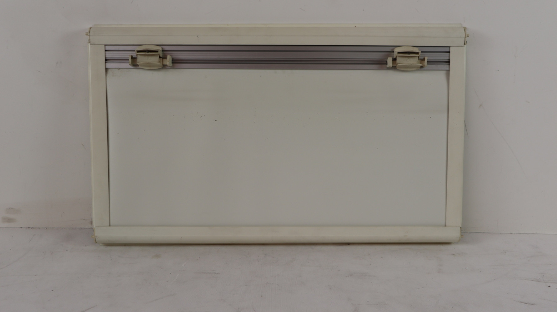 KAMPER PRZYCZEPA KEMPINGOWA MOSKITIERA ROLETA OKNA 74 CM X 38,5 CM
