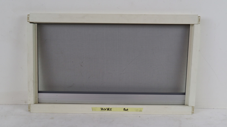 KAMPER PRZYCZEPA KEMPINGOWA MOSKITIERA ROLETA OKNA 74 CM X 38,5 CM