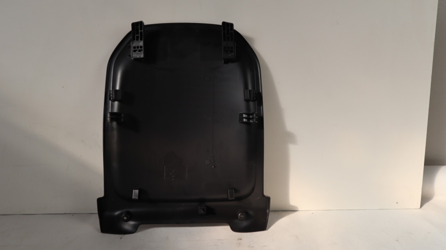 VOLVO XC40 OSŁONA FOTELA TYŁ 31467337
