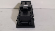 VOLVO XC40 PRZEŁĄCZNIK PANEL SYZB LEWY PRZÓD 32256757
