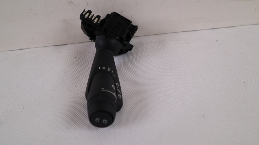 VOLVO XC40 PRZEŁĄCZNIK KIERUNKOWSKAZU MANETKA 31481373