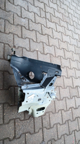 VOLVO XC90 II ĆWIARTKA PODŁUŻNICA LEWA PRZÓD 723-16