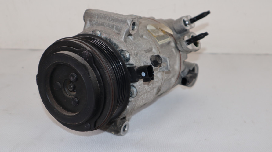 JEEP WRANGLER JL 2.0 T 18- SPRĘŻARKA KLIMATYZACJI 68245083AA