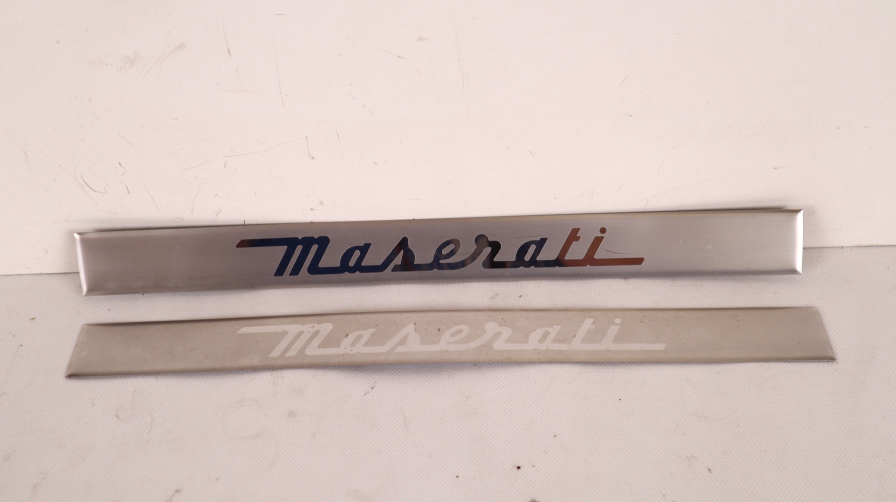 MASERATI GHIBLI 14- OSŁONY NAKŁADKI PROGU