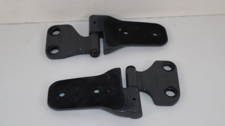 JEEP WRANGLER JL 18- ZAWIASY DRZWI PRAWYCH PRZÓD PDN 68297678, 68297676