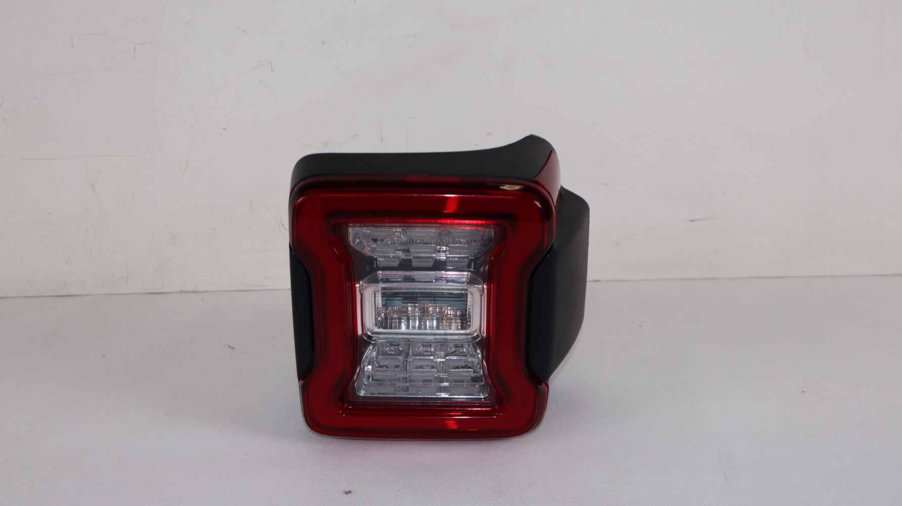 JEEP WRANGLER JL 18- LAMPA LEWA TYŁ 68376497AA