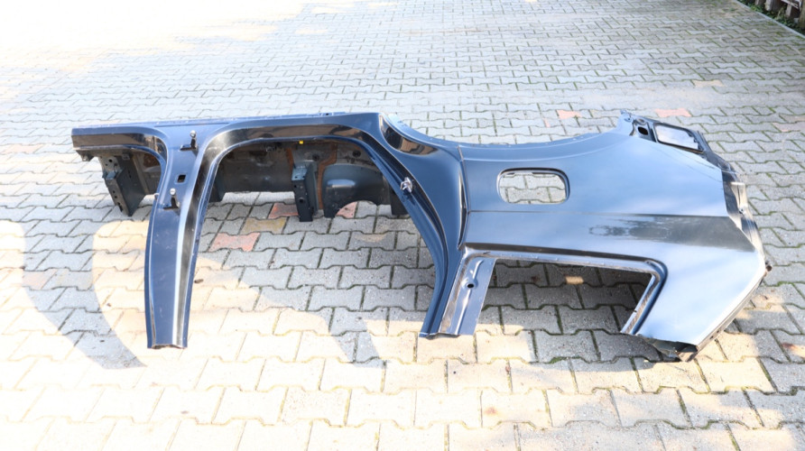 VOLVO XC90 II ĆWIARTKA BŁOTNIK PRAWA TYŁ 492