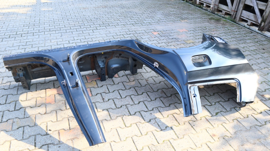 VOLVO XC90 II ĆWIARTKA BŁOTNIK PRAWA TYŁ 492