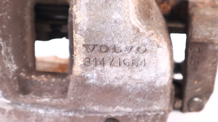 VOLVO XC60 II 2.0 D4 ZACISK HAMULCA PRAWY PRZÓD 31471664