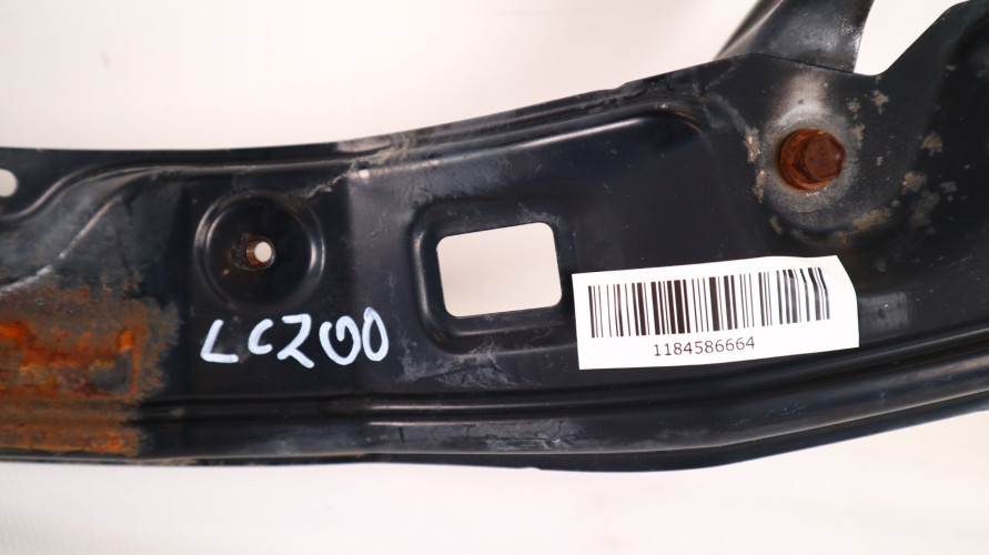 TOYOTA LAND CRUISER 200 BELKA POD CHŁODNICE