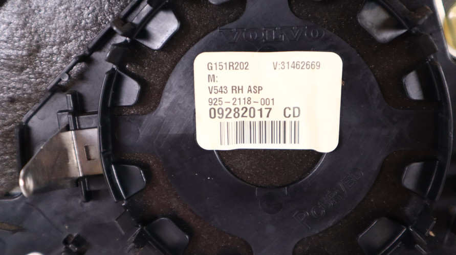 VOLVO XC60 II WKŁAD LUSTERKA PRAWY 31462669