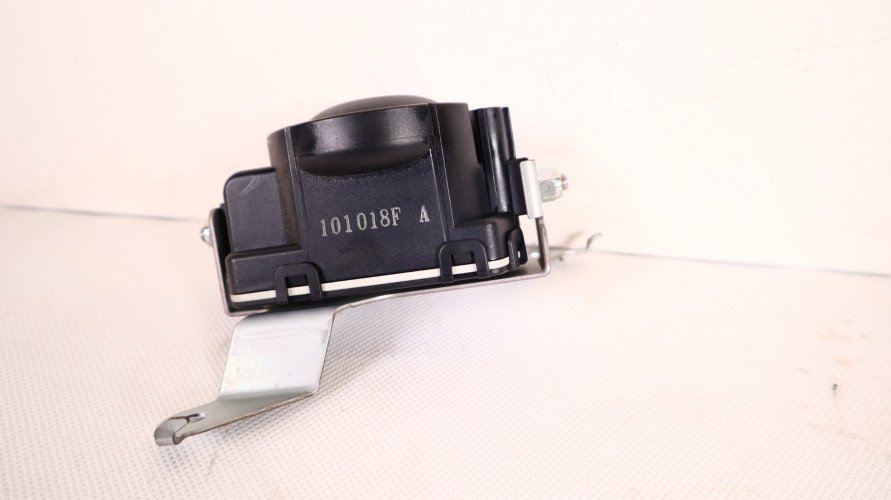 TOYOTA LAND CRUISER 200 SYRENA ALARMU 89040-60040