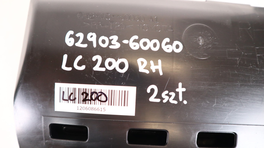 TOYOTA LAND CRUISER 200 08- KRATKA WENTYLACYJNA 62903-60060