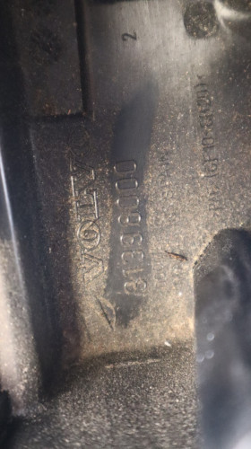 VOLVO XC90 II 2.0 D5 SKRZYNKA BEZPIECZNIKÓW 31398000, 31654059, 31398001