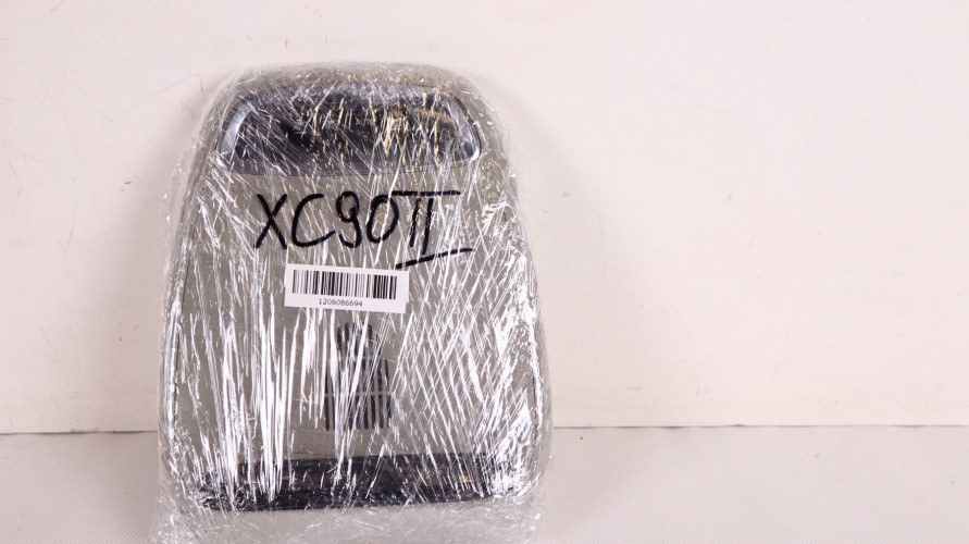 VOLVO XC90 II LAMPKA PODSUFITKI 31479611, 31443745