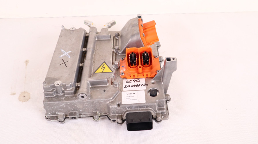 VOLVO XC90 II 2.0 T8 PLUG IN HYBRID INWERTER KONWERTER FALOWNIK PRZETWORNICA 32263742