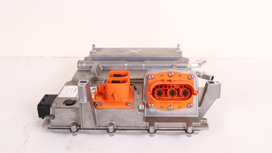VOLVO XC90 II 2.0 T8 PLUG IN HYBRID INWERTER KONWERTER FALOWNIK PRZETWORNICA 32263742