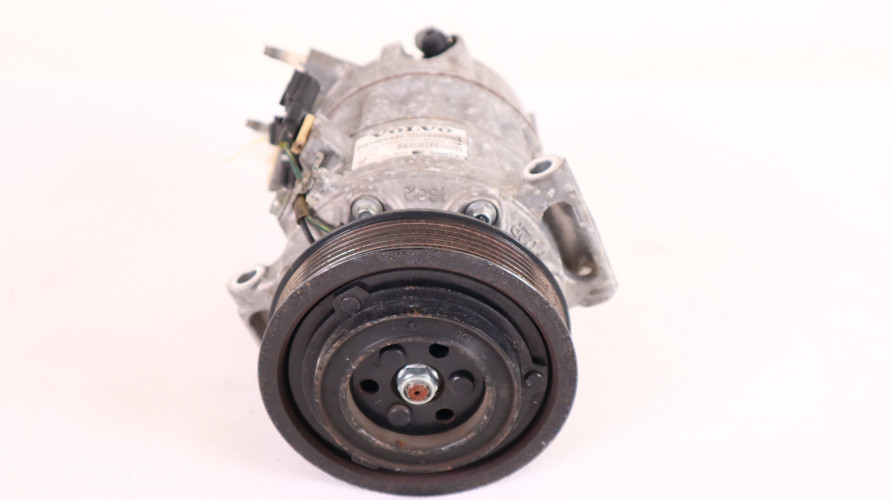 VOLVO XC90 II 2.0 D5 KOMPRESOR KLIMATYZACJI 31404446