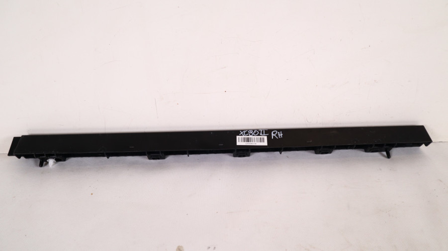 VOLVO XC90 II MOCOWANIE LISTWY PROGOWEJ PRAWE 31395856, 31378137
