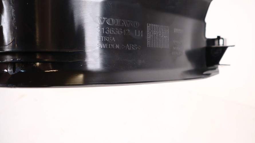 VOLVO XC90 II LISTWA NAKŁADKA PROGU LEWA 31363642