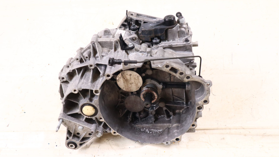 VOLVO V70 III 2.0 D3 SKRZYNIA BIEGÓW MANUALNA 1285121