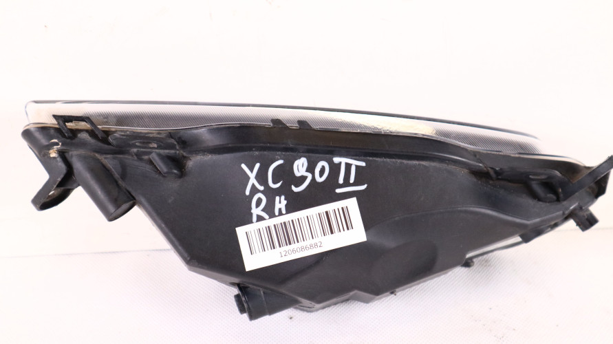 VOLVO XC90 II HALOGEN LAMPA PRZECIWMGIELNA PRAWA 31395866