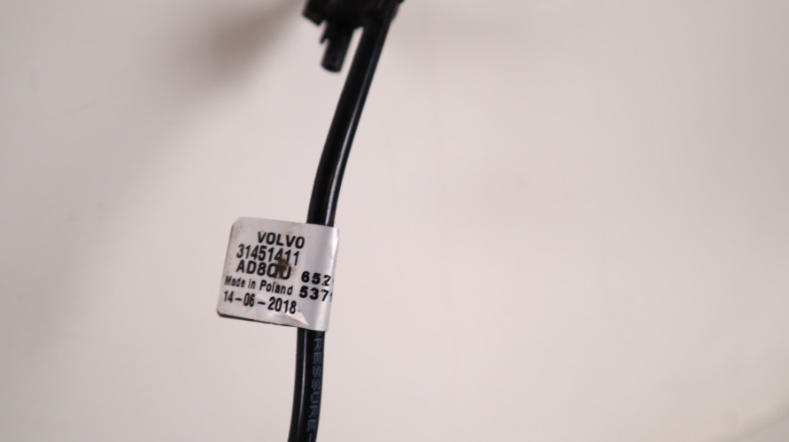 VOLVO XC90 II PRZEWÓD POWIETRZA ZAWIESZENIA PNEUMATYCZNEGO 31451410