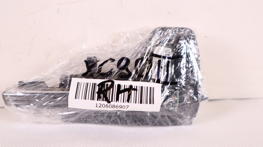 VOLVO XC90 II KIERUNKOWSKAZ LUSTERKA PRAWY 31352847