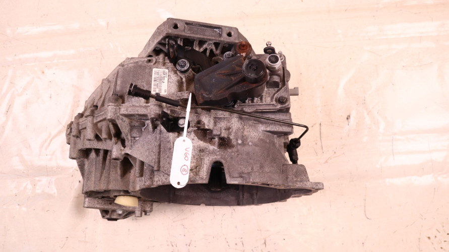 VOLVO V60 2.0 D3 SKRZYNIA BIEGÓW MANUALNA 1285121