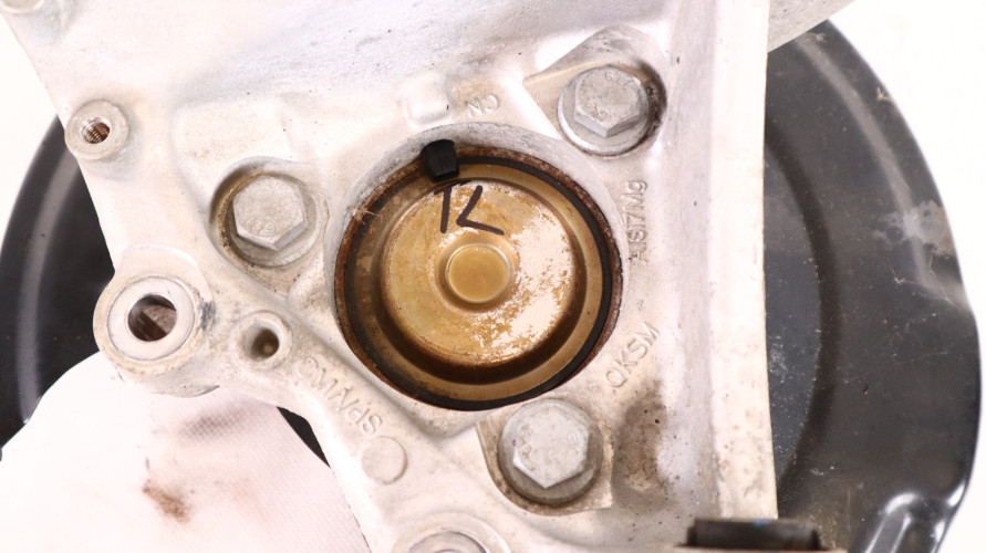 VOLVO XC40 ZWROTNICA LEWA TYŁ 32246249, 32217484