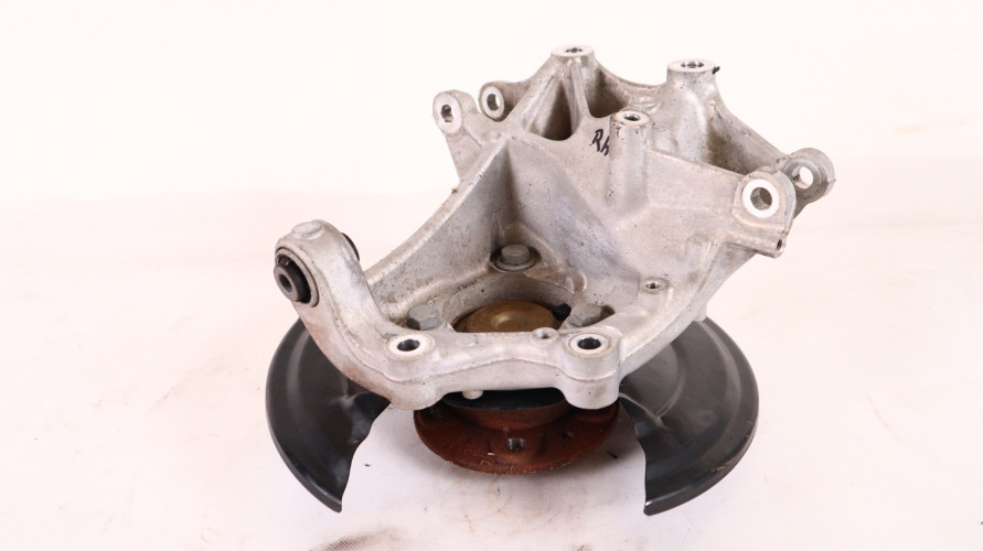VOLVO XC40 ZWROTNICA PRAWA TYŁ 32246251, 32217485