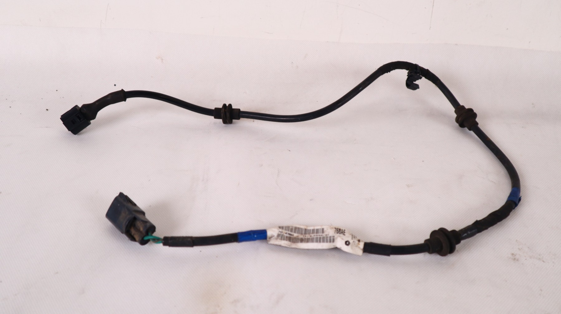 JEEP CHEROKEE KL 2.4 INSTALACJA HAMULCA RĘCZNEGO PRAWA TYŁ 68156768AE