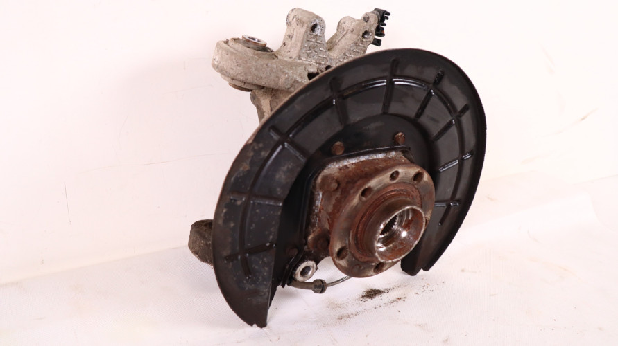 JEEP CHEROKEE KL 2.2 MTJ PIASTA ZWROTNICA LEWA TYŁ