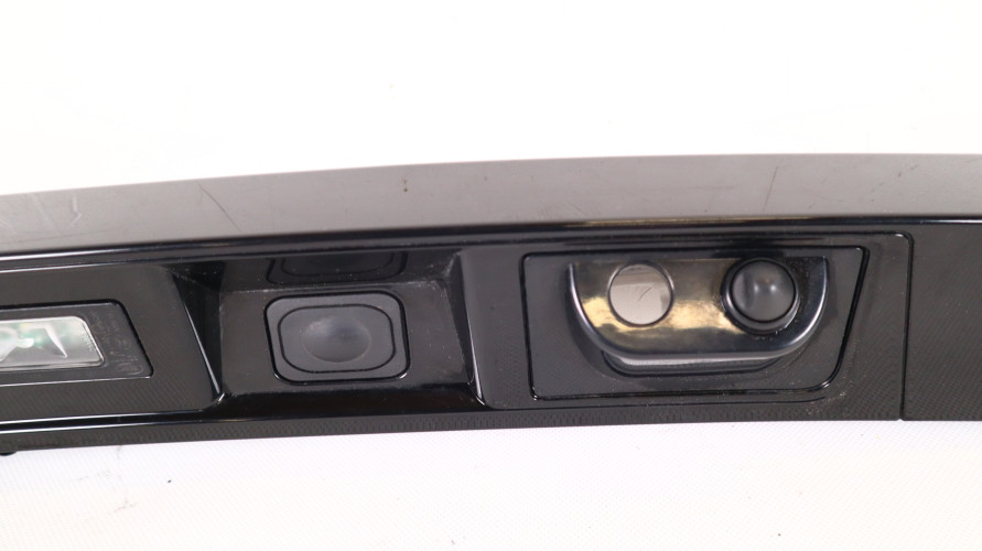 LAND ROVER DISCOVERY V L462 BLENDA KLAPY BAGAŻNIKA HY32-40406-AA