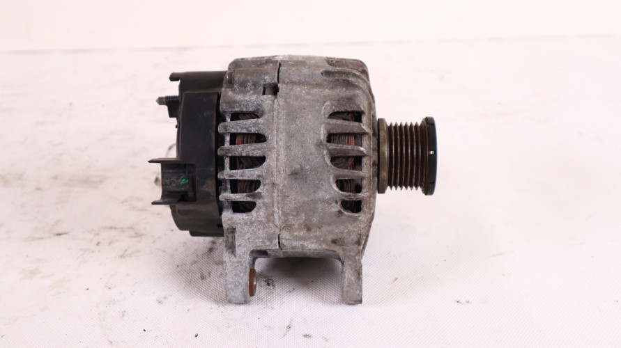 DACIA SANDERO II 0.9 TCE ALTERNATOR 2612719A