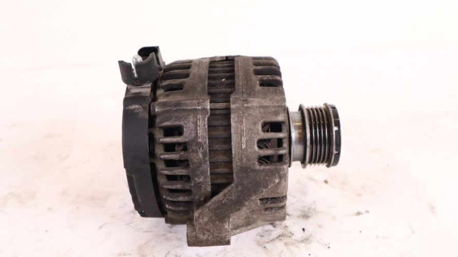 VOLVO V70 ALTERNATOR 6G9N-10300-HD
