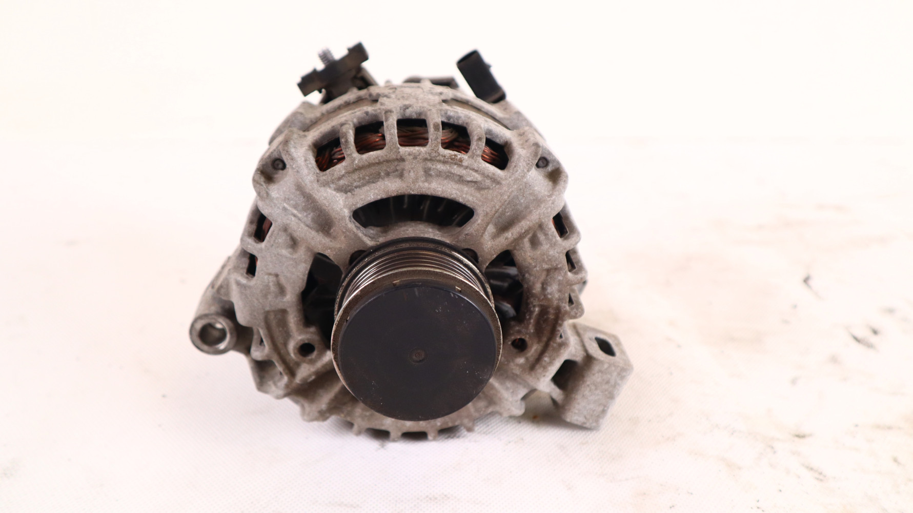 VOLVO V50 2.4 D5 ALTERNATOR 31288879