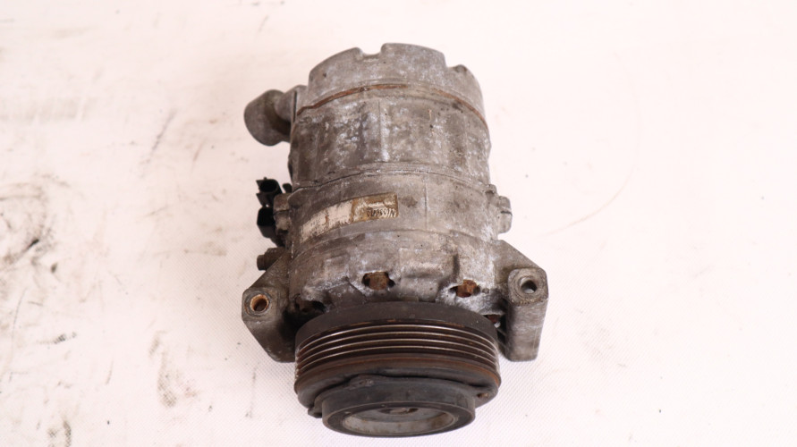 VOLVO V70 II 2.4 D5 SPRĘŻARKA KLIMATYZACJI D5244T5