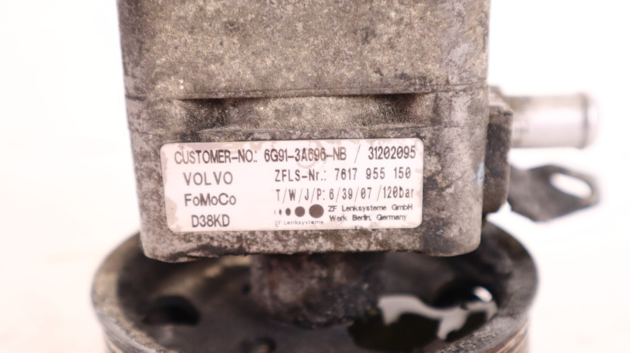 VOLVO V70 III POMPA WSPOMAGANIA 6G91-3A696-NB