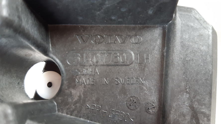 VOLVO XC90 II ŚLIZG ZDERZAKA LEWY TYŁ 31407730