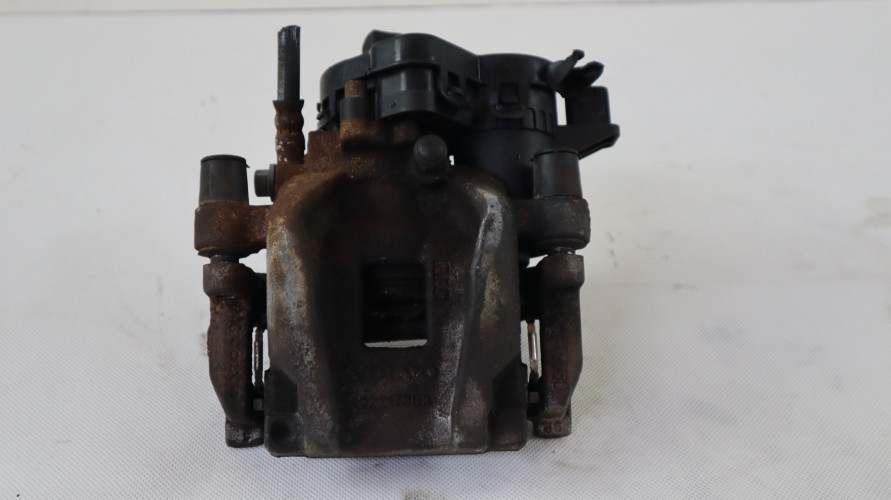 VOLVO XC90 II ZACISK HAMULCA LEWY TYŁ 32217363, 3167558