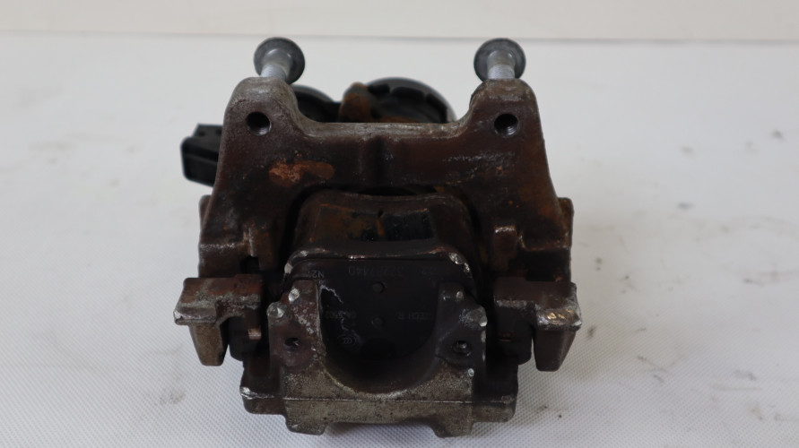 VOLVO XC90 II ZACISK HAMULCA LEWY TYŁ 32217363, 3167558