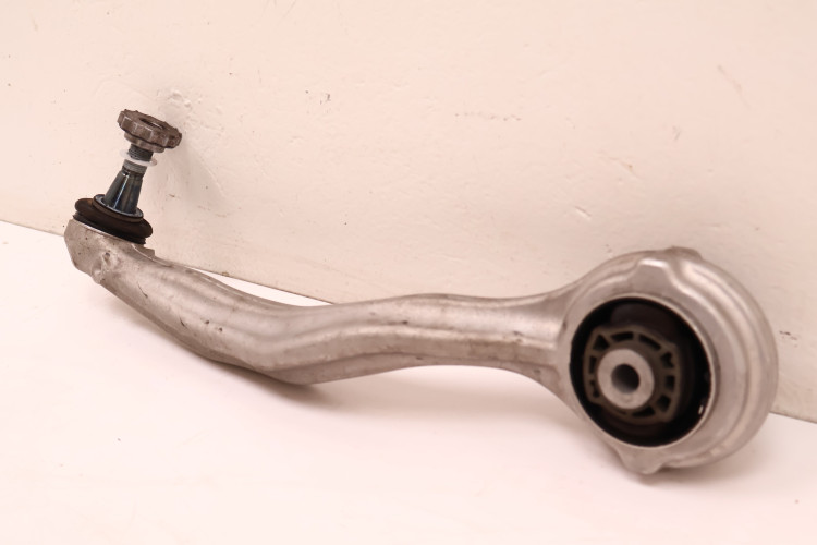 MERCEDES-BENZ CLE A236 300 4MATIC WAHACZ PRAWY PRZÓD A2143331000