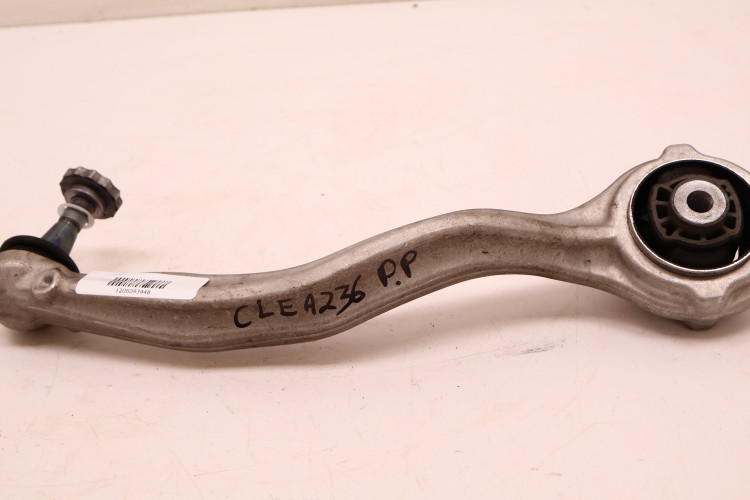MERCEDES-BENZ CLE A236 300 4MATIC WAHACZ PRAWY PRZÓD A2143331000