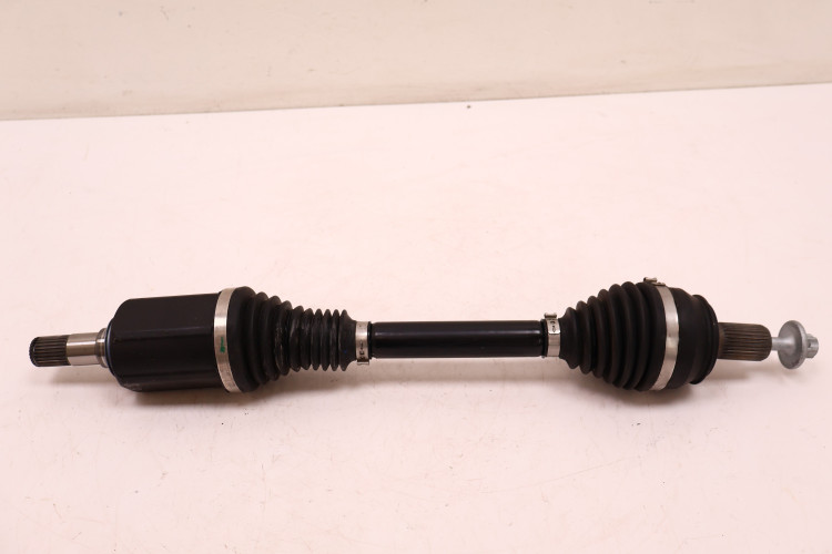 MERCEDES-BENZ CLE A236 300 4MATIC PÓŁOŚ PRAWA PRZÓD A2143300400