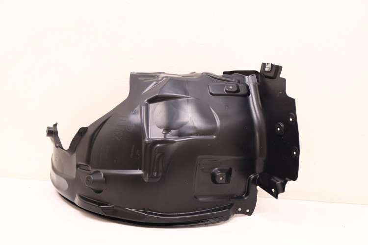 MERCEDES-BENZ CLE A236 NADKOLE LEWE PRZÓD A2368804103