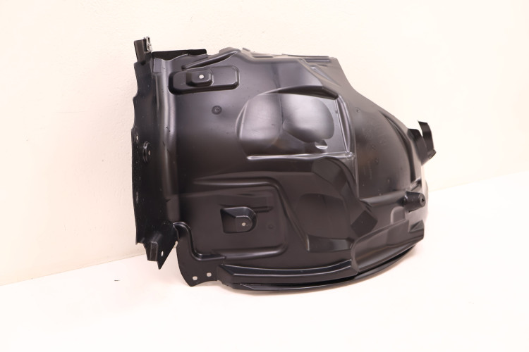 MERCEDES-BENZ CLE A236 NADKOLE PRAWE PRZÓD A2368804203