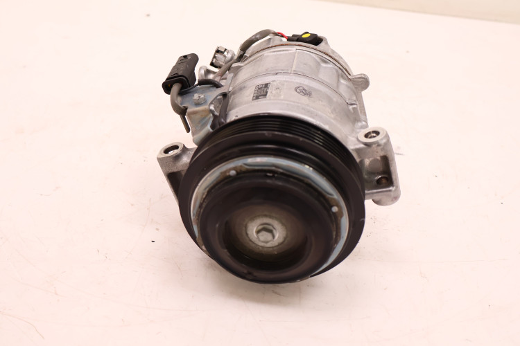 MERCEDES-BENZ CLE A236 SPRĘŻARKA KLIMATYZACJI A0008300604
