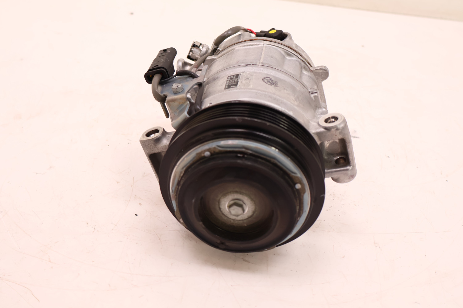 MERCEDES-BENZ CLE A236 SPRĘŻARKA KLIMATYZACJI A0008300604