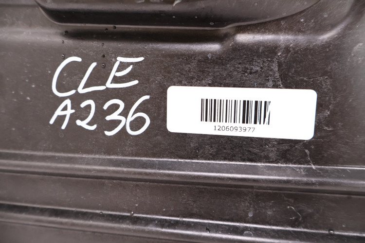 MERCEDES-BENZ CLE A236 OSŁONA PODWOZIA PRAWA A2366809302